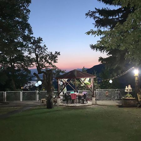 데바르 Melnicani, Breathtaking View 게스트하우스 외부 사진