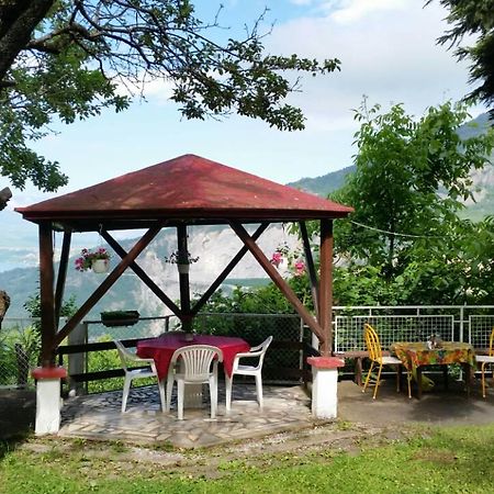 데바르 Melnicani, Breathtaking View 게스트하우스 외부 사진